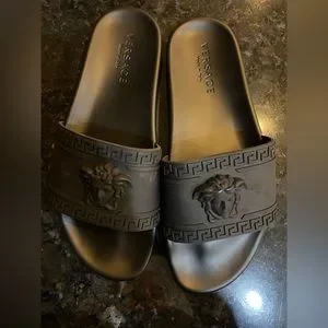 Versace sanders for men size 44 brand new never worn VERSACE Black Leather Medusa Flip Flops Men main image 3